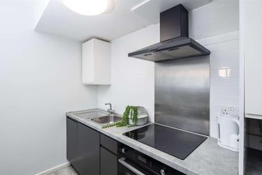 1 bed studio, Daulby Street, Low Hill, Liverpool, L35NT - Image 11